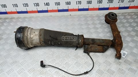 Стойка передняя левая