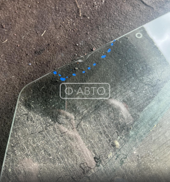 Стекло двери передней левой