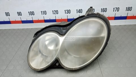 Фара левая