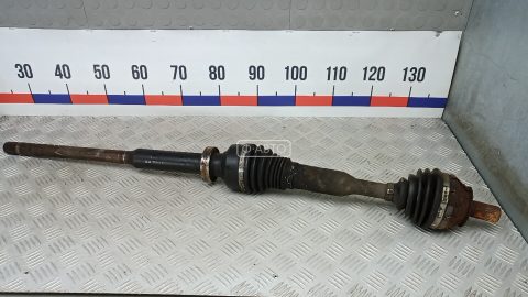 Привод передний правый