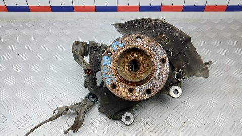 Ступица передняя левая