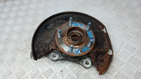 Ступица передняя левая