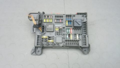 Блок предохранителей