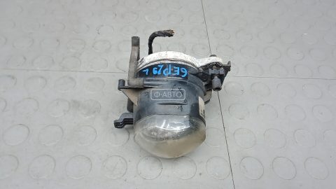 Фара галогенная левая передняя