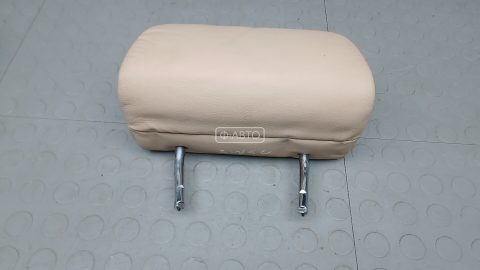 Подголовник задний