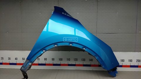 Крыло переднее правое