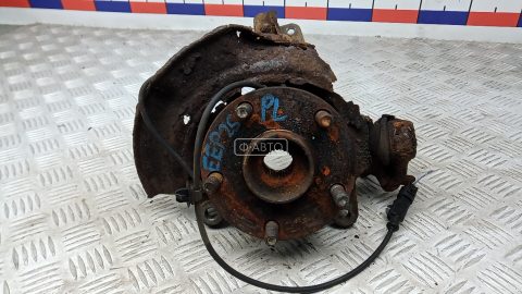 Ступица передняя левая