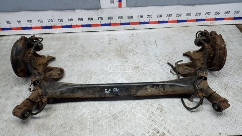 Балка задняя