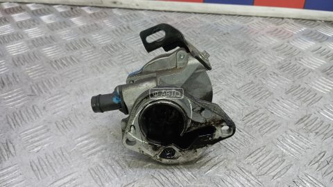 Насос вакуумный