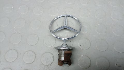 Значок на капот