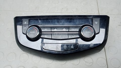 Блок управления печки и климат-контроля