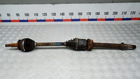 Привод передний правый