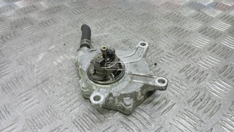 Насос вакуумный