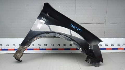 Крыло переднее правое