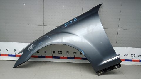 Крыло переднее левое