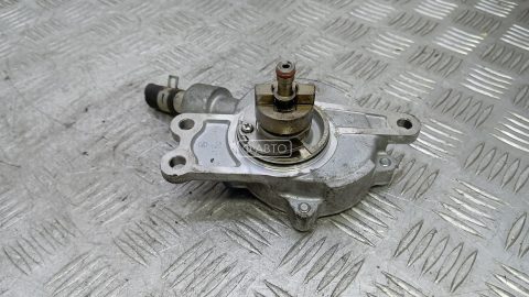 Насос вакуумный