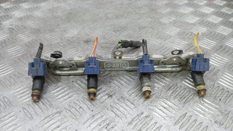 Топливная рампа бензиновая