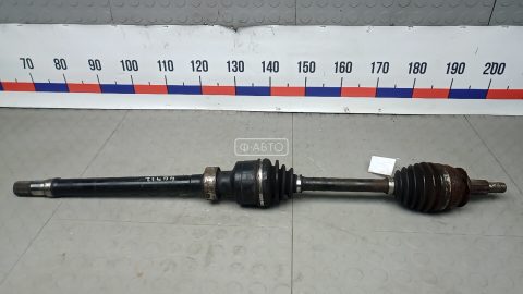 Привод передний правый