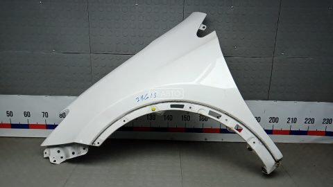 Крыло переднее левое
