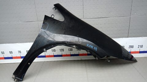 Крыло переднее правое