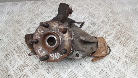 Ступица передняя правая