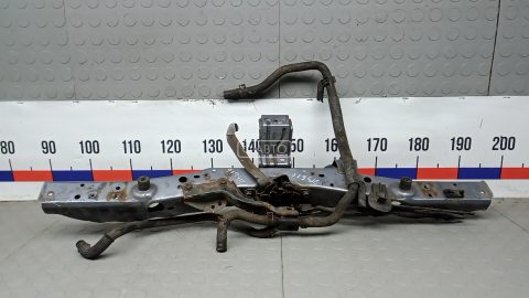 Рамка капота