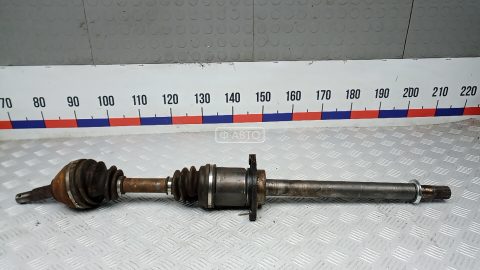 Привод передний правый