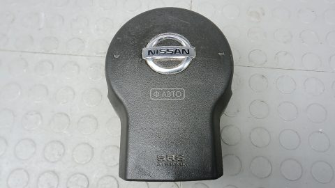 Подушка безопасности водителя