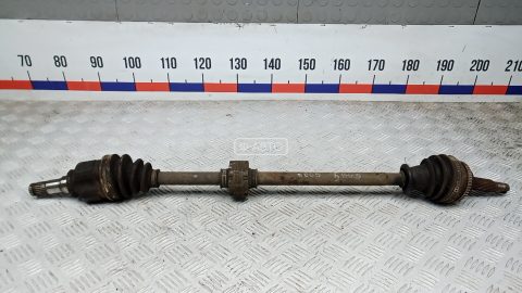 Привод передний правый