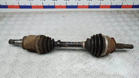 Привод передний левый