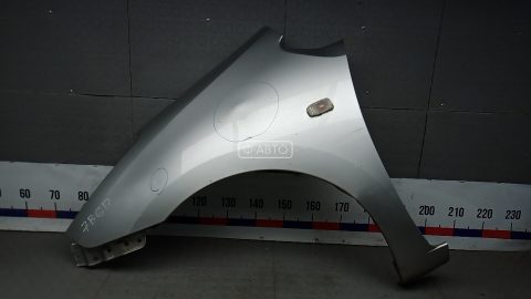 Крыло переднее левое