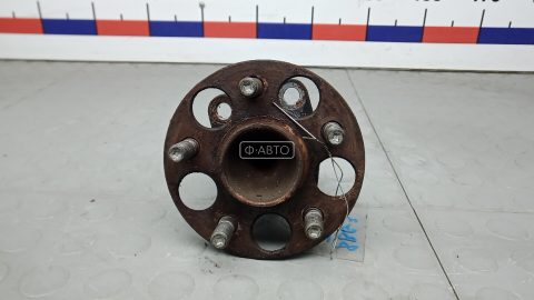 Ступица задняя левая