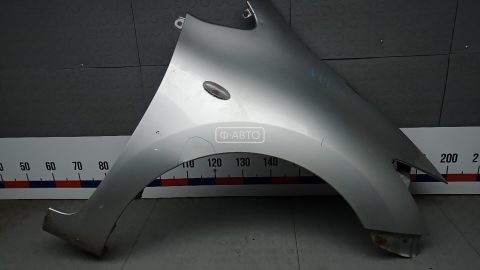 Крыло переднее правое