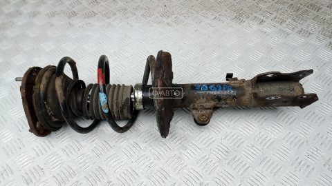 Стойка передняя правая