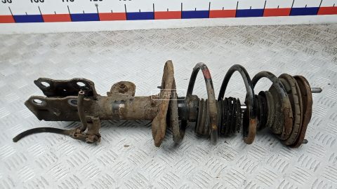 Стойка передняя левая