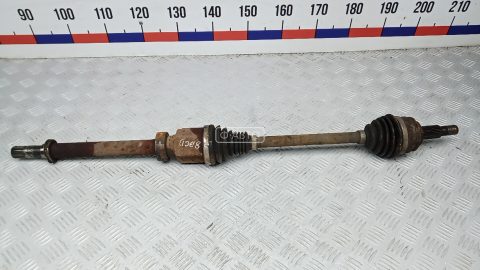 Привод передний правый