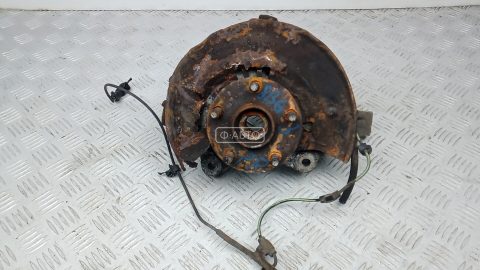 Ступица передняя правая