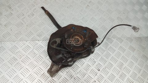 Ступица передняя левая