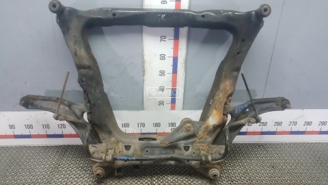 Балка подвески передняя