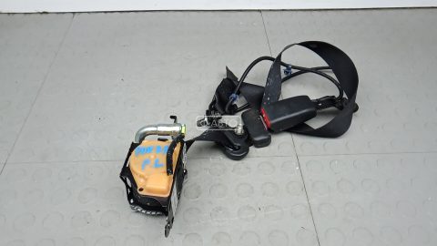 Ремень безопасности с пиропатроном сиденья переднего