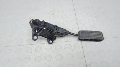 Педаль газа