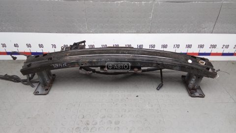 Усилитель бампера передний (кронштейн)