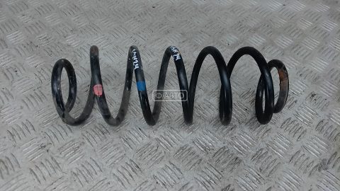 Пружина задняя