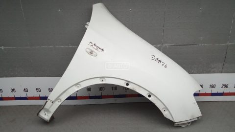 Крыло переднее правое