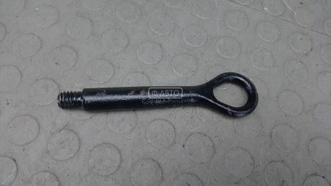 Крюк буксировочный