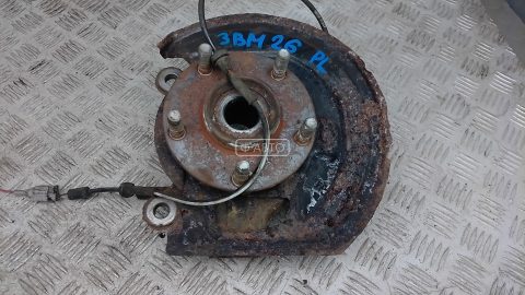 Ступица передняя левая