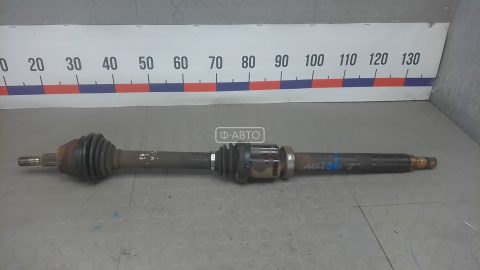 Привод передний правый