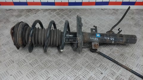 Стойка передняя правая