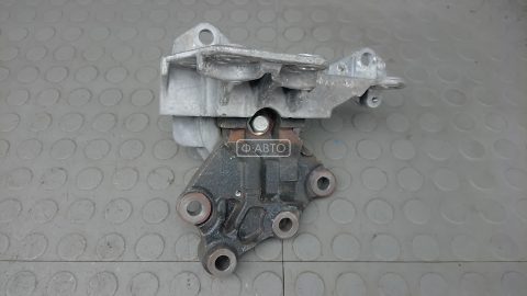 Подушка двигателя дизельная