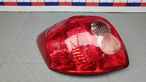 Фонарь задний левый